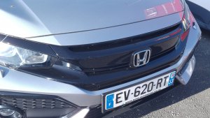 plaque-immatriculation-voiture-avant